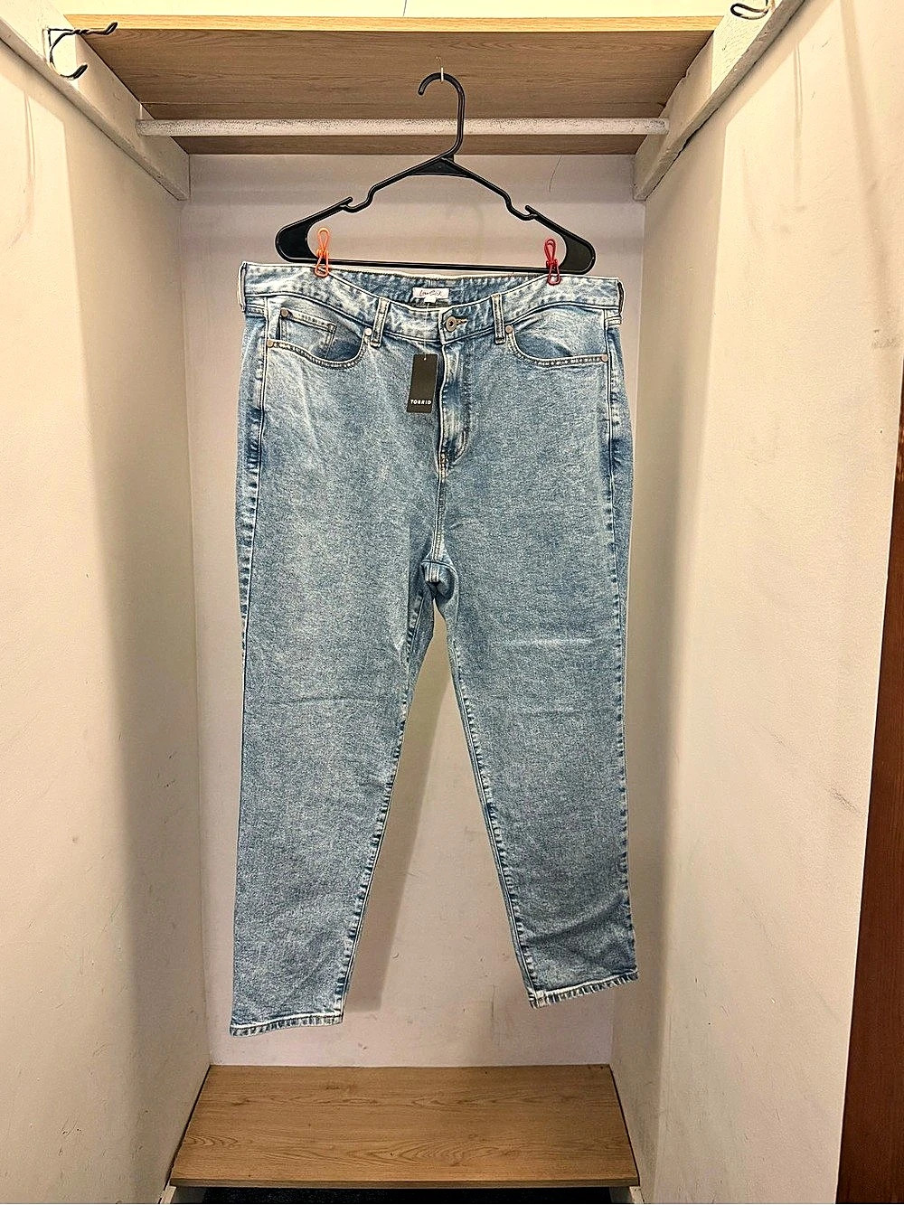 TORRID LoveSick High-Rise Mom Jean Skinny Jeans Size 18
